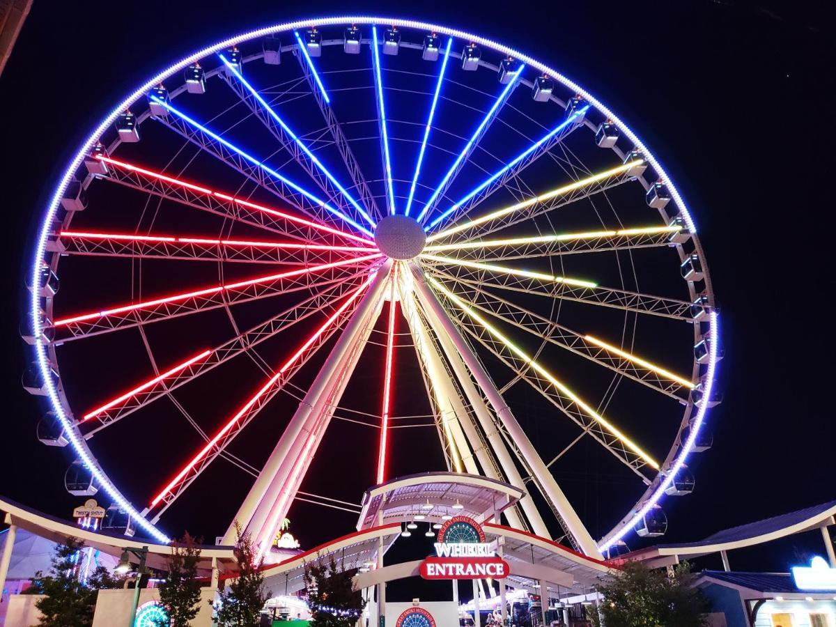 River Song, Near River, Hot Tub, Foosball, Wifi 1089 Free Tickets Each Paid Day, Dollywood And More Sevierville Kültér fotó